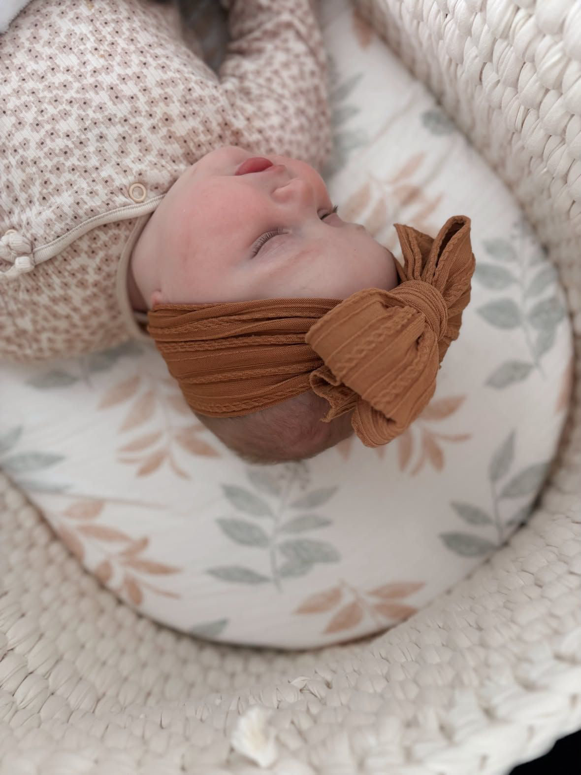 Rust Brown Larger Bow Cable Knit Headband