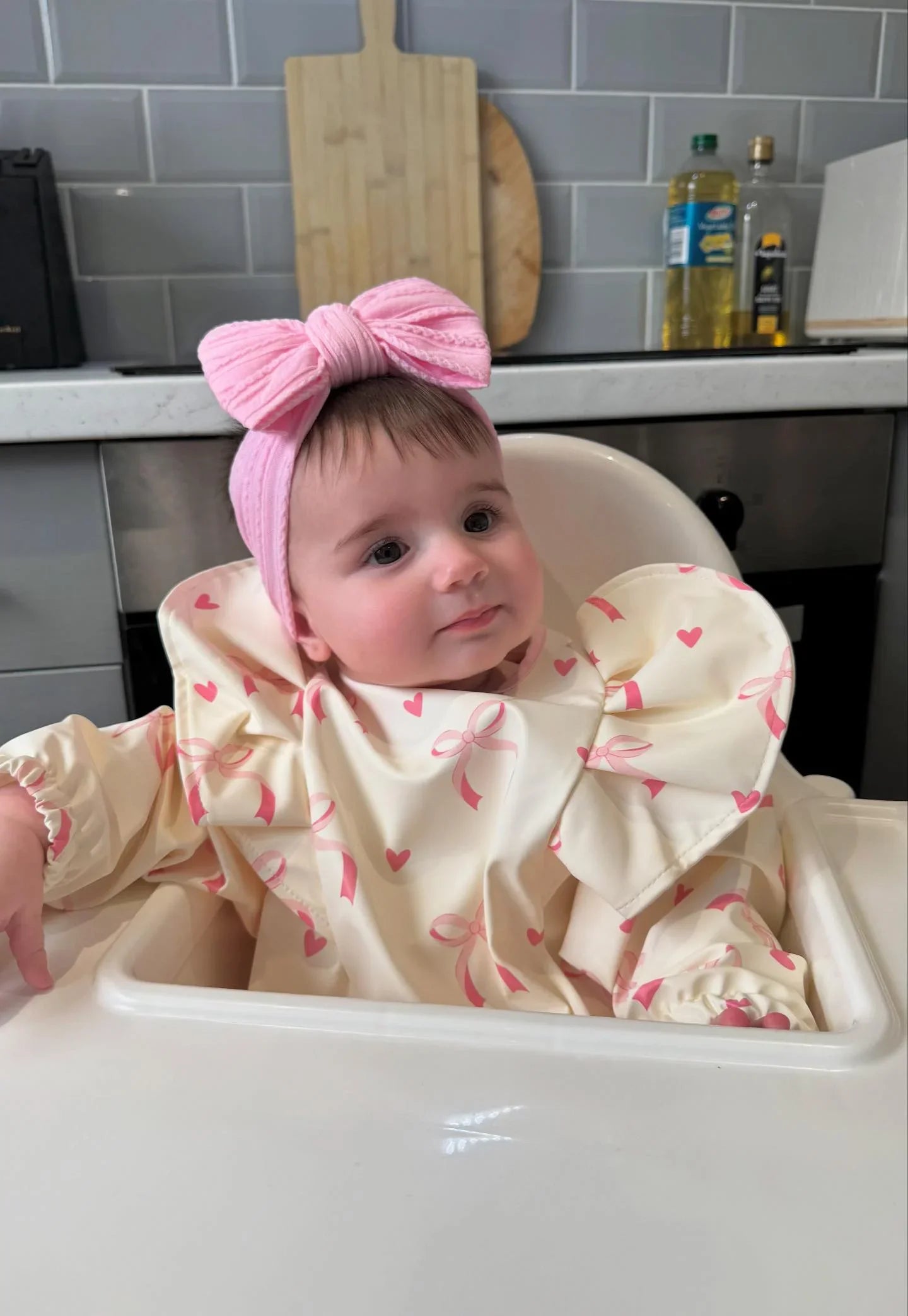 Light Pink Bow Pattern Frill Detailed Waterproof Bib with Sleeves