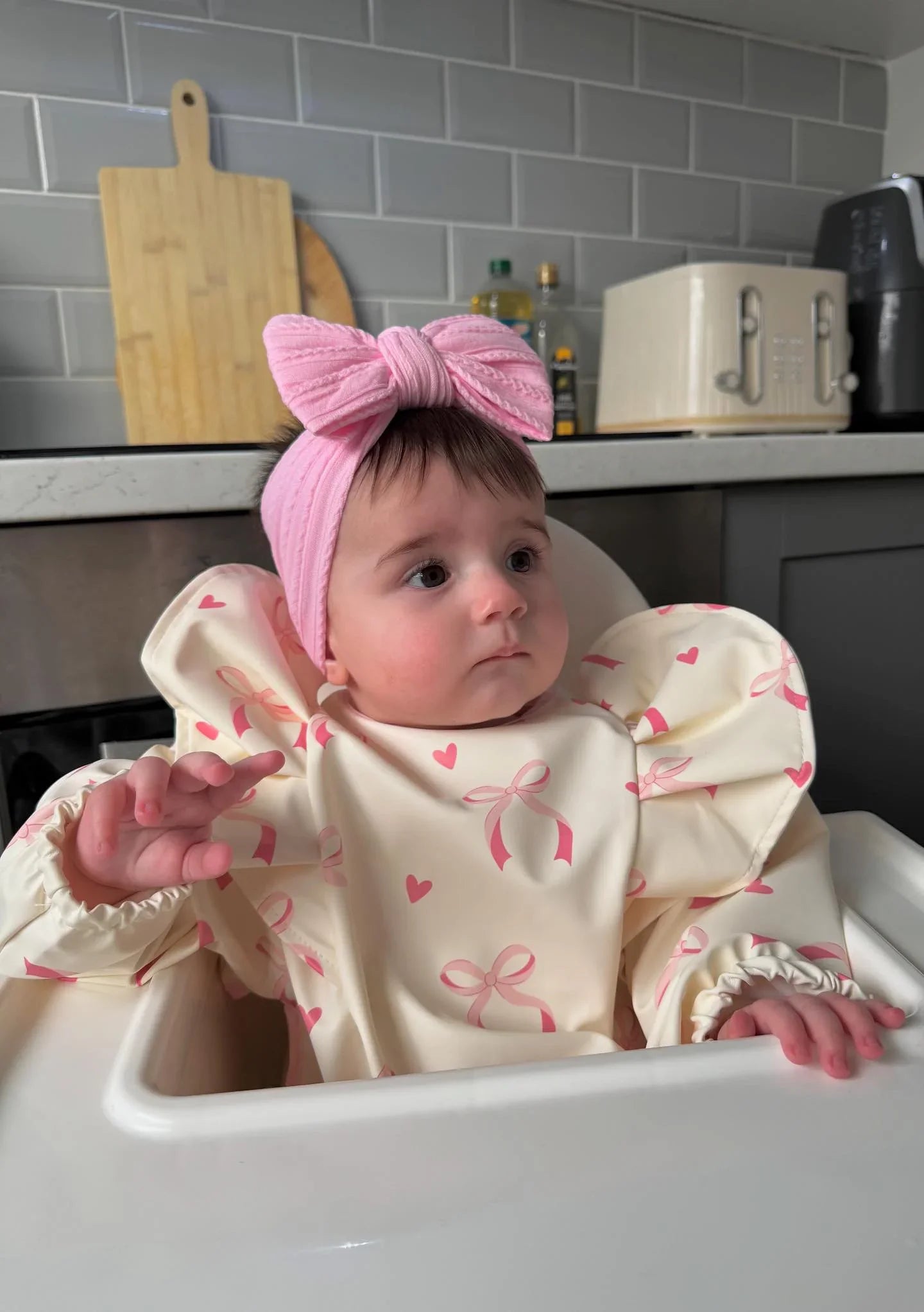 Light Pink Bow Pattern Frill Detailed Waterproof Bib with Sleeves