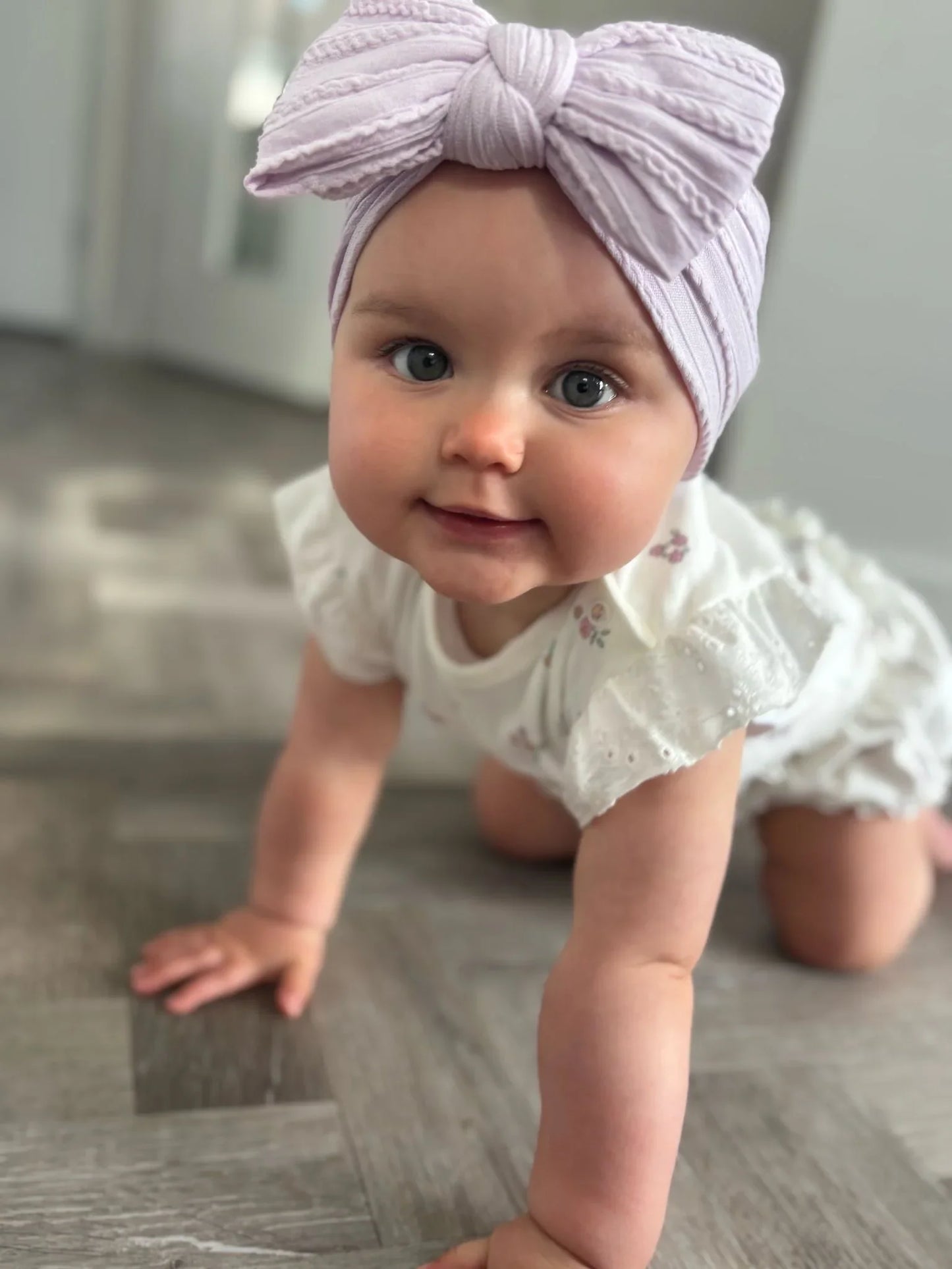 Pale Lilac Larger Bow Cable Knit Headband