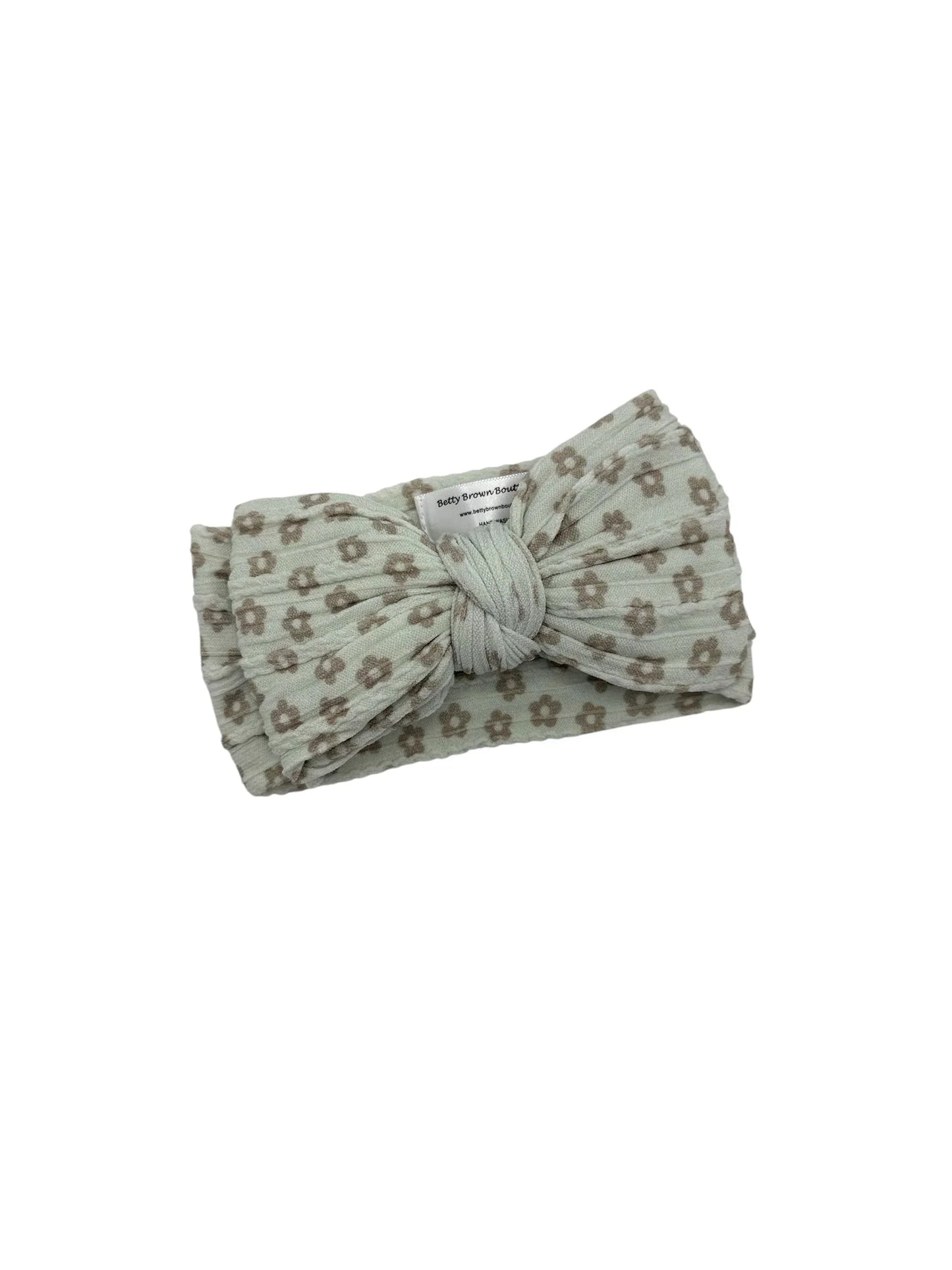 Neutral Daisy Pattern Larger Bow Cable Knit Headband