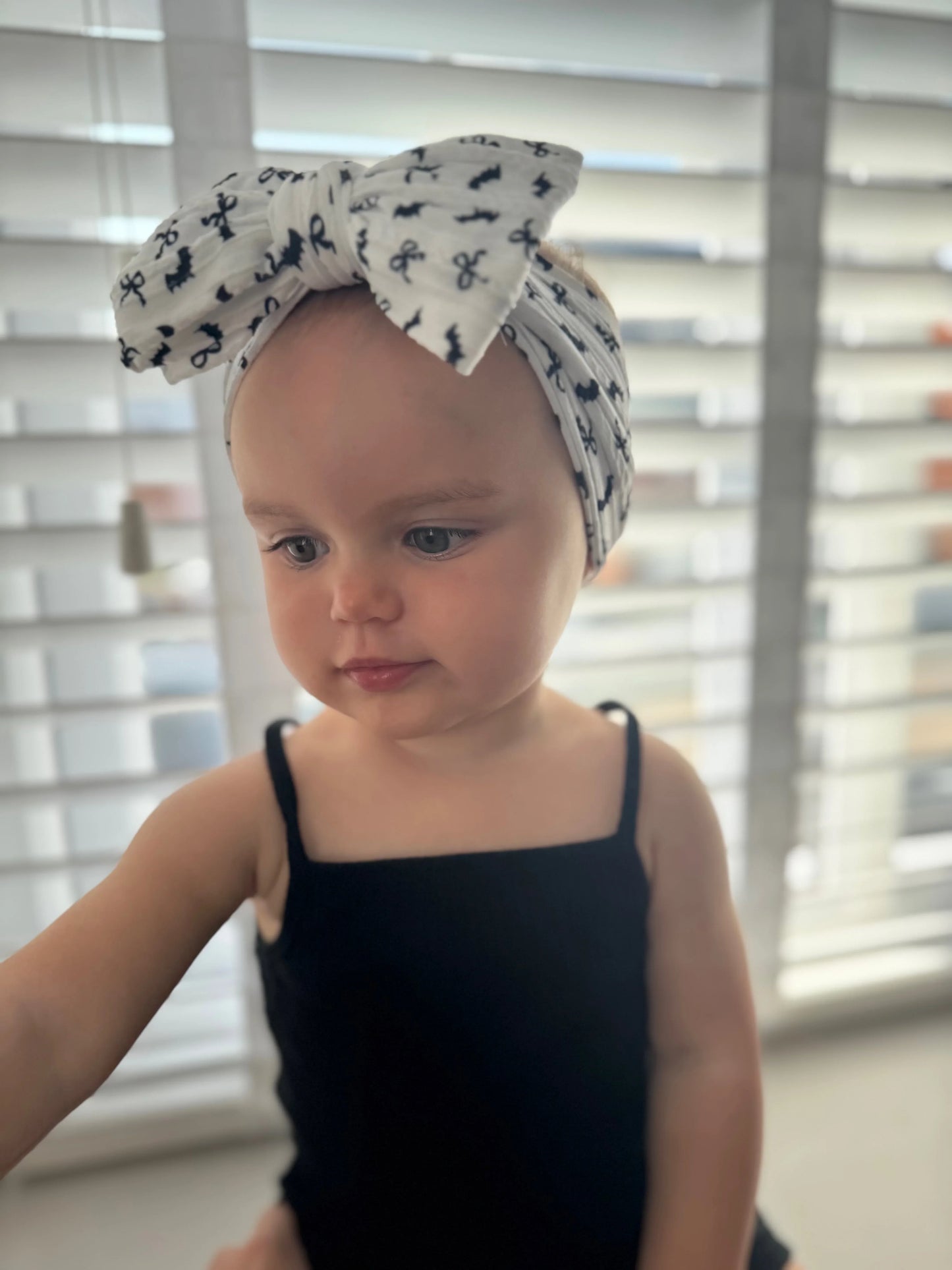 Bats and Bows Pattern Halloween Larger Bow Cable Knit Headband