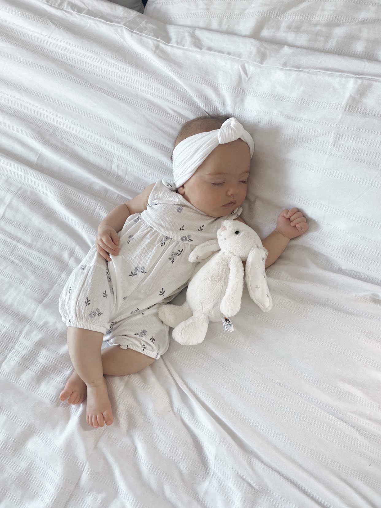White Cable Knit Knot Headband