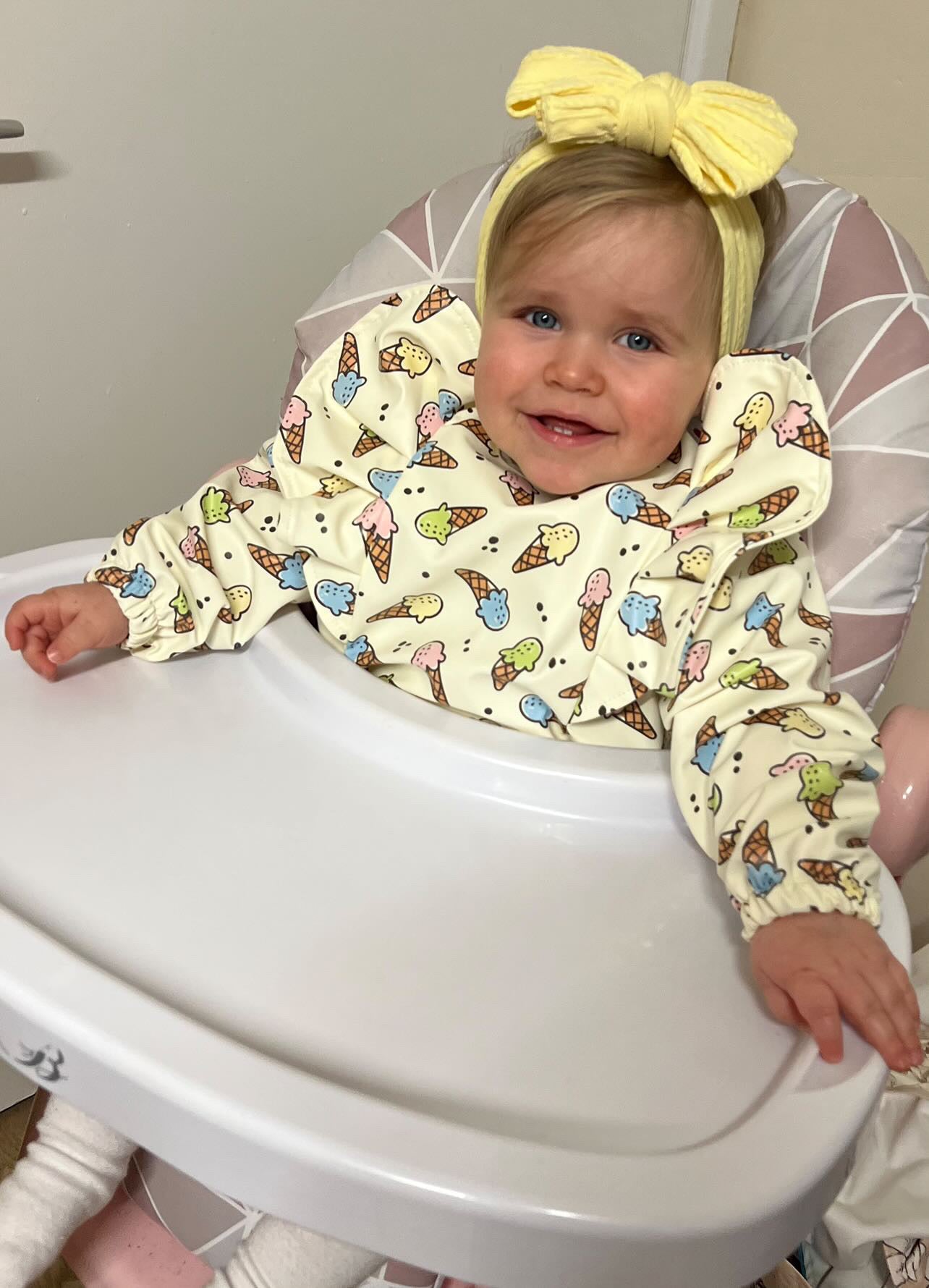 Ice Cream Pattern Frill Detailed Waterproof Bib with Sleeves