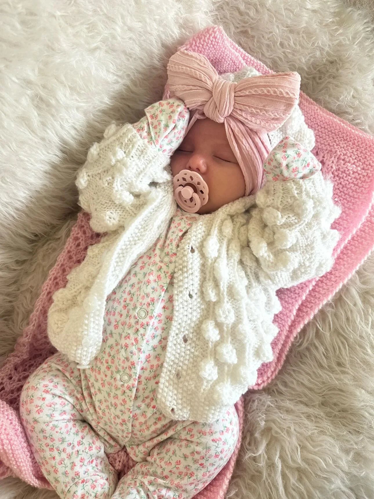 Blush pink larger bow Headband Designed For Baby Girls - Image 1