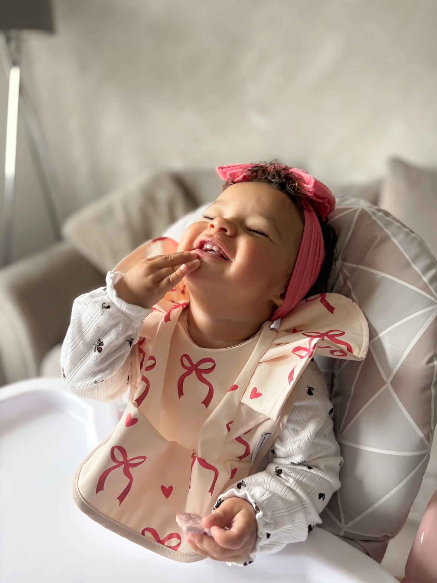 Pink Bow Print Waterproof Bib For 6-18 Months Old - Image 6