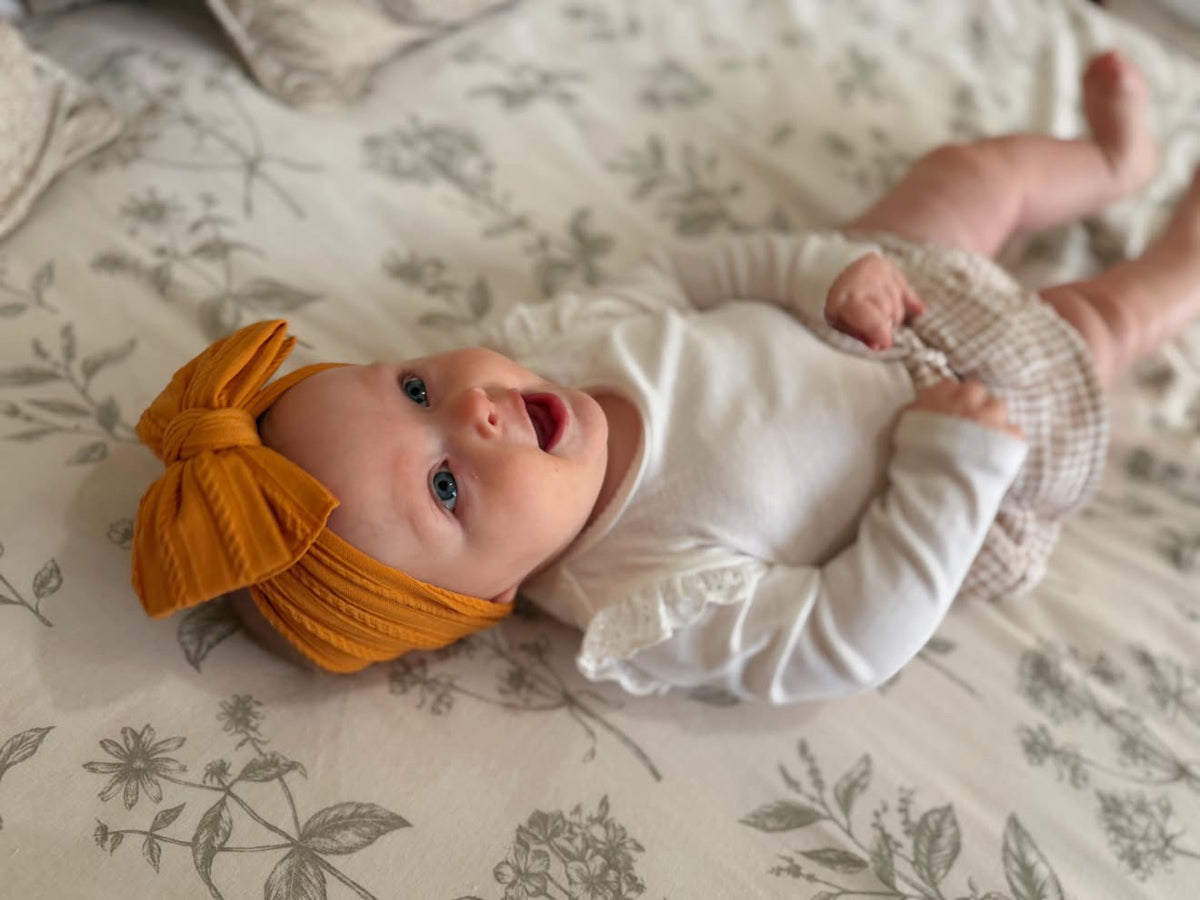 Autumn Leaf Larger Bow Cable Knit Headband