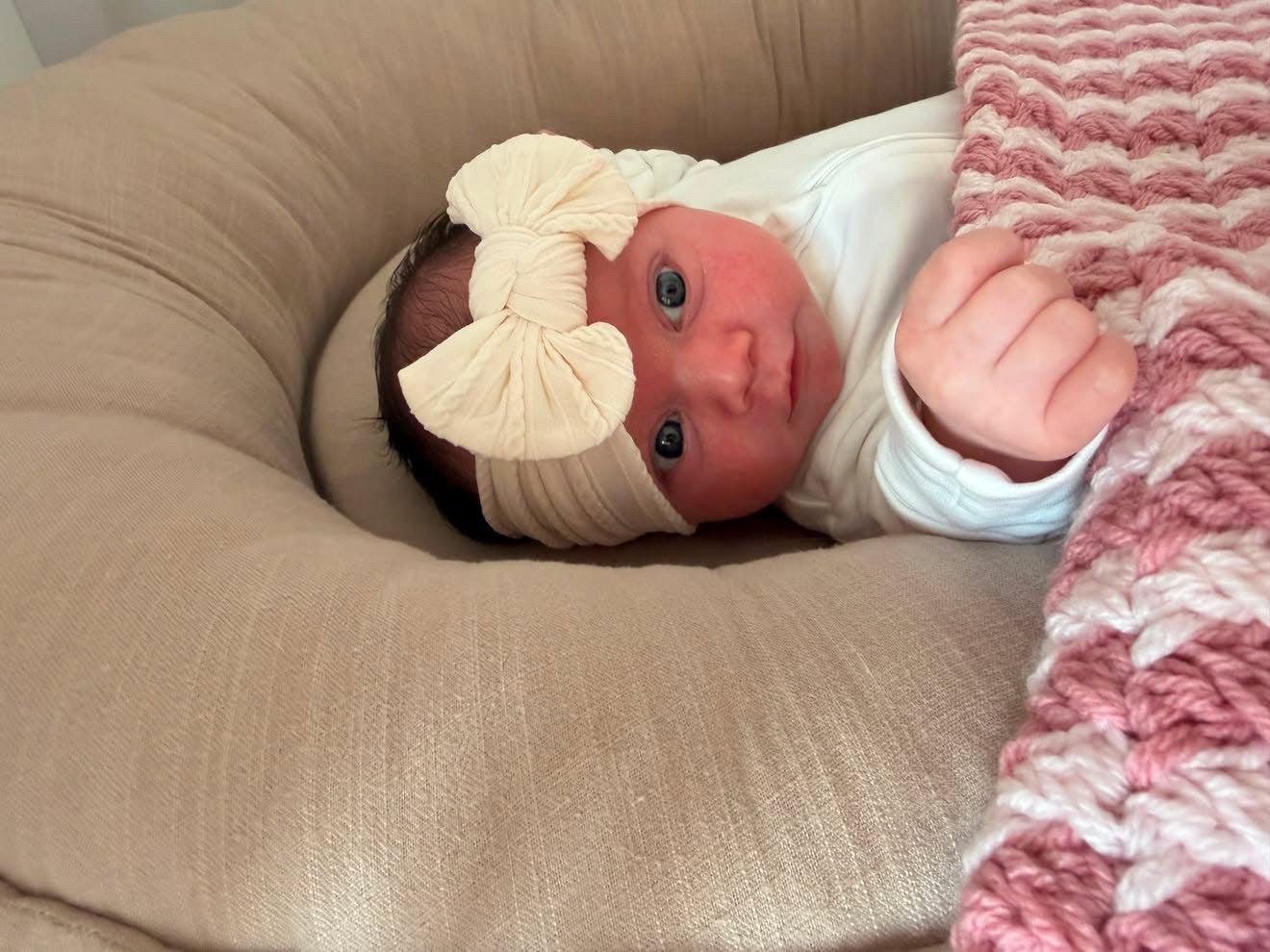Ivory Smaller Bow Cable Knit Headband