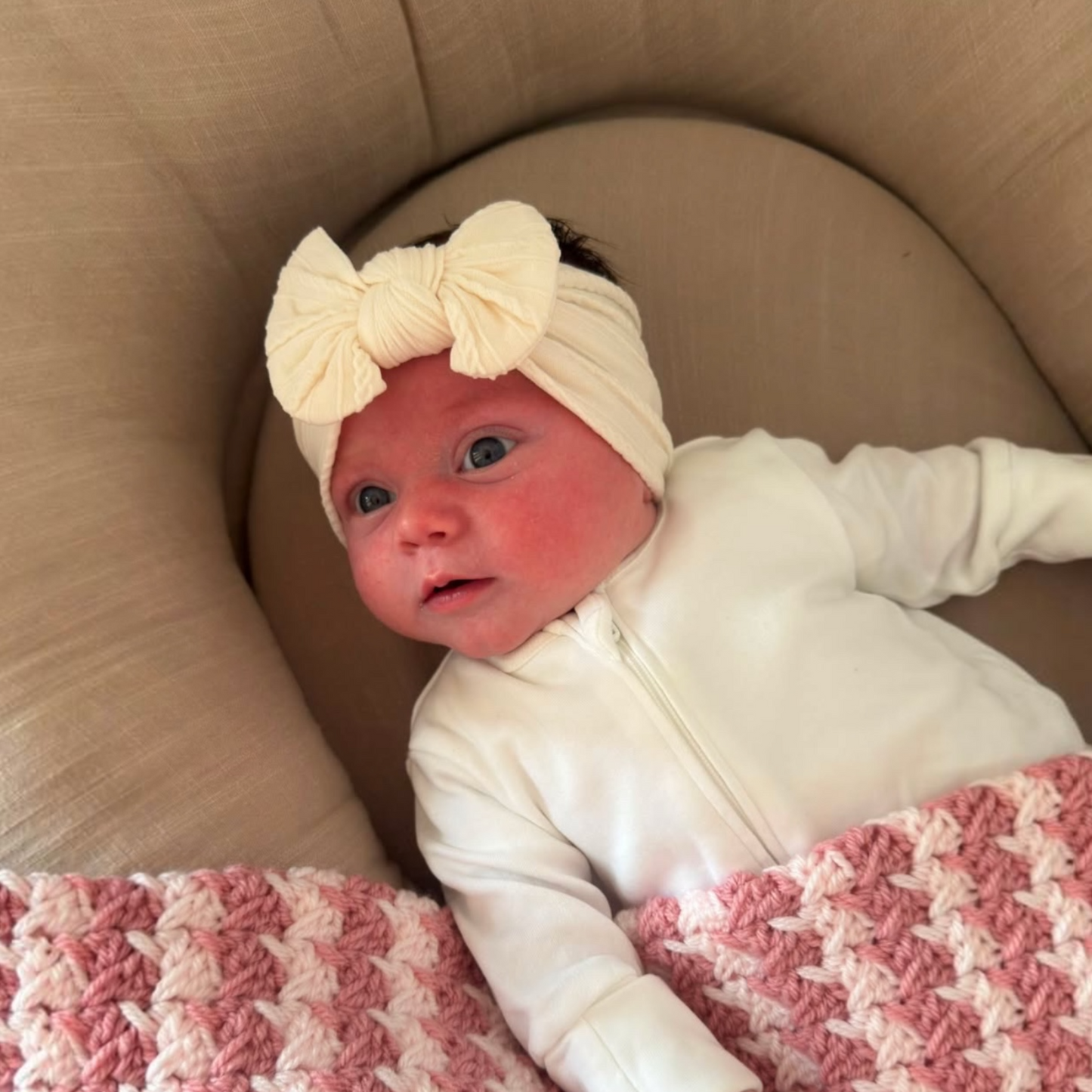 Ivory Smaller Bow Cable Knit Headband