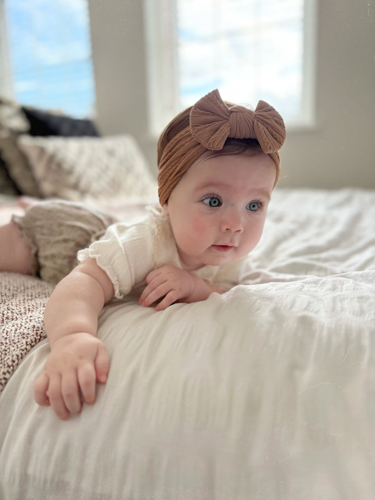 Rust Brown Smaller Bow Cable Knit Bow Headband