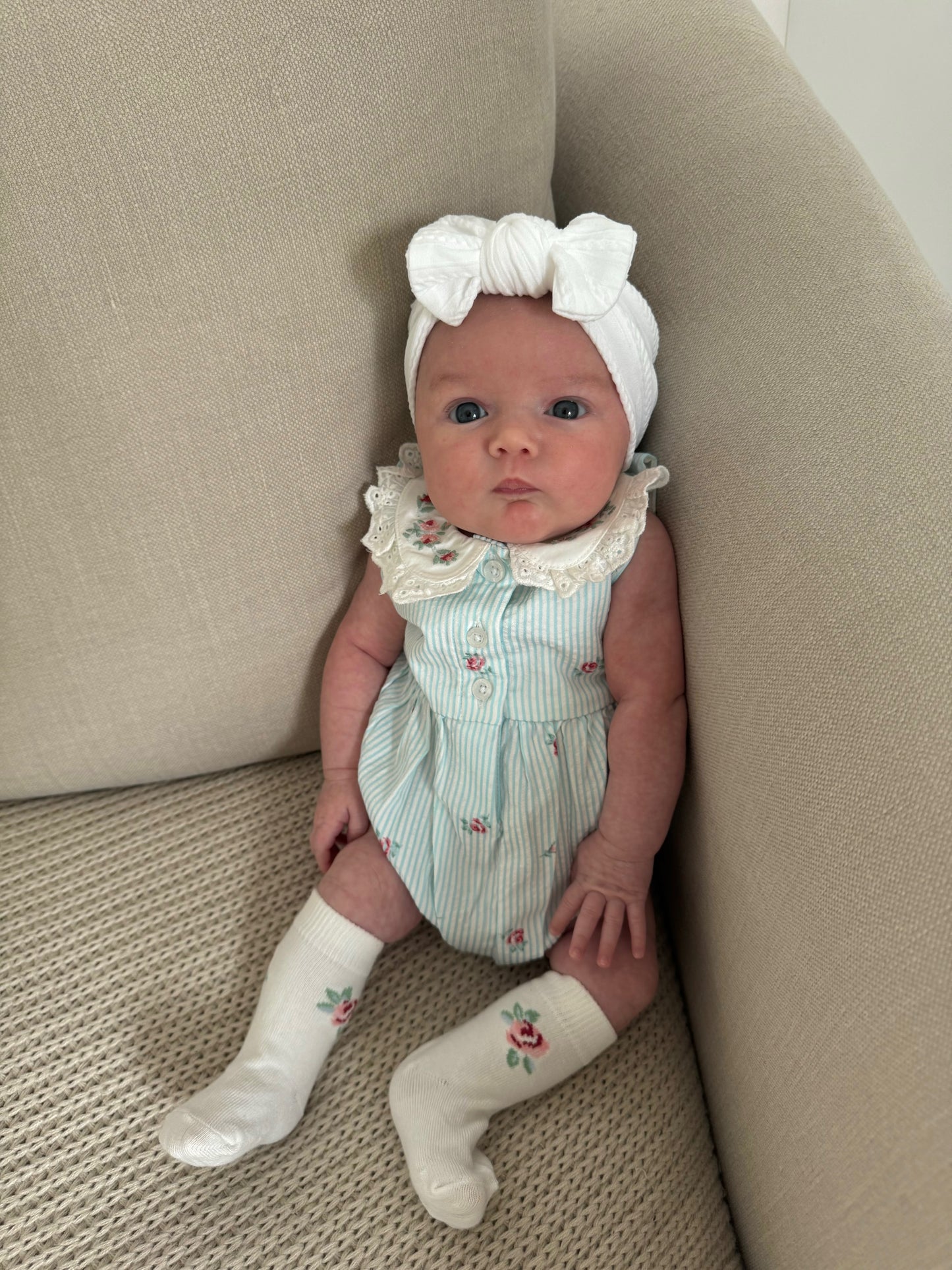 White Cable Knit Smaller Bow Headband