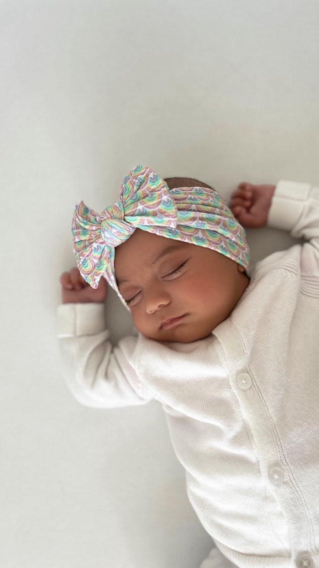 Rainbow Pattern Smaller Bow Cable Knit Headband