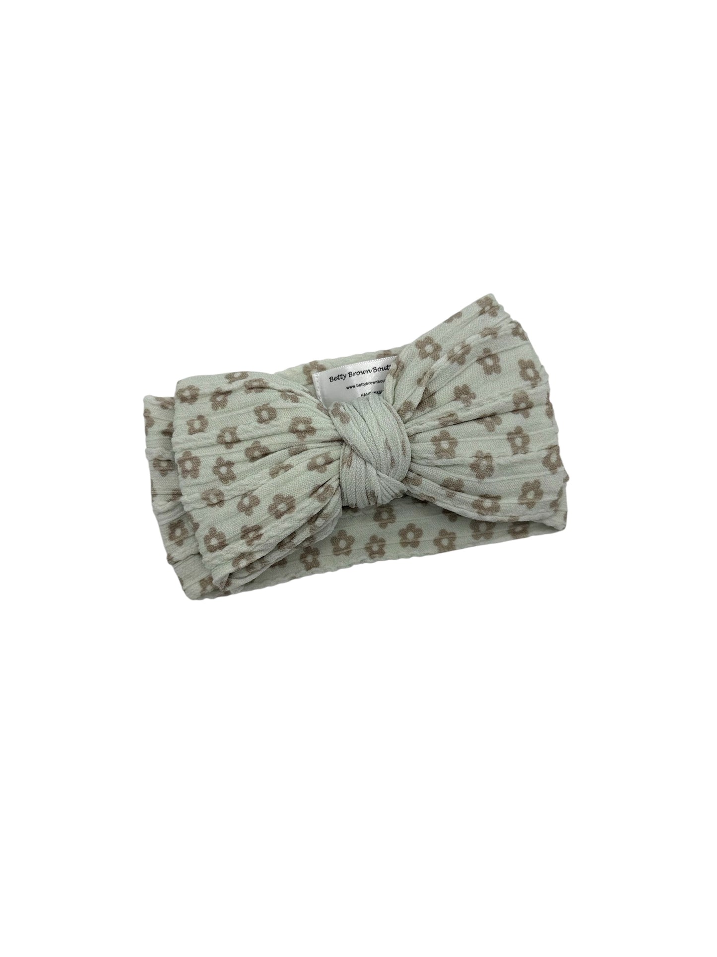 Neutral Daisy Pattern Larger Bow Cable Knit Headband