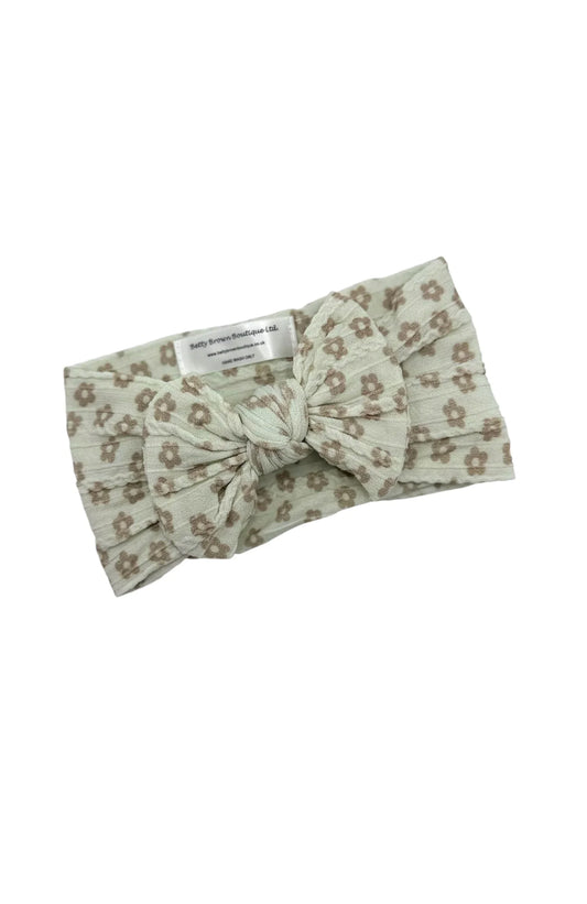 Neutral Daisy Pattern Smaller Bow Cable Knit Headband