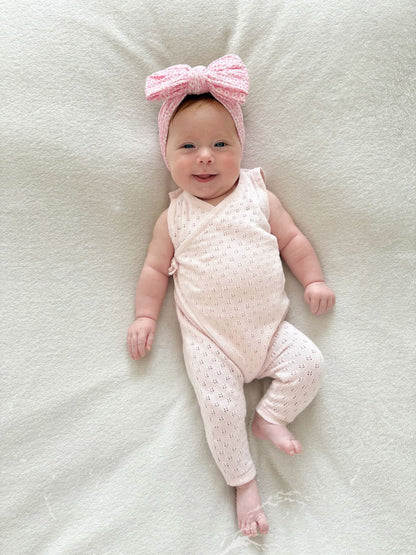 Pretty Pink Daisy Pattern Larger Bow Cable Knit Headband