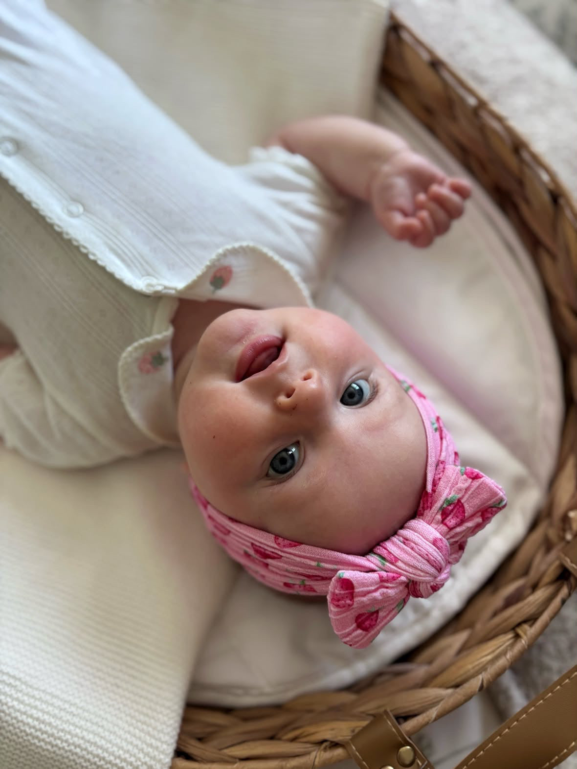 Pink Strawberry Pattern Smaller Bow Cable Knit Headband