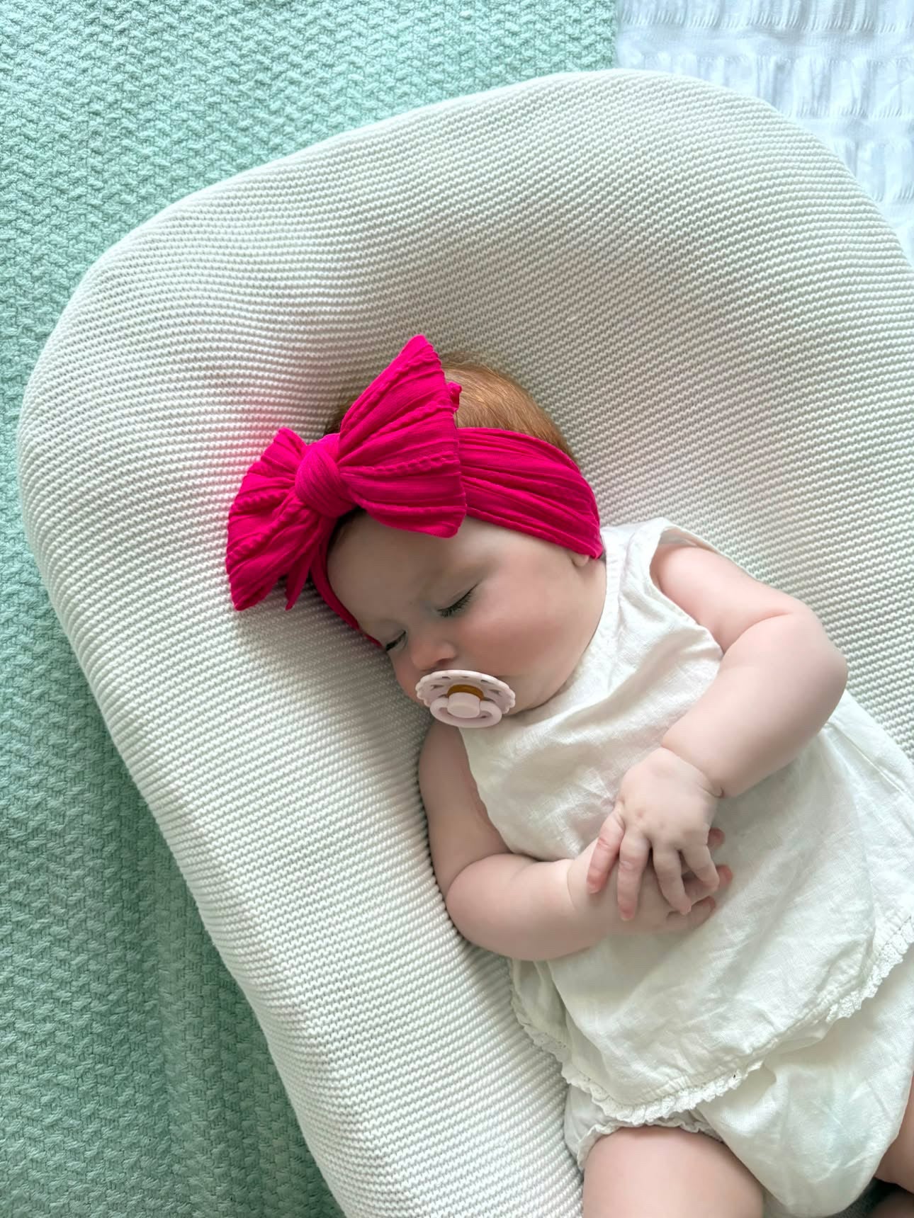 Hot Pink Larger Bow Cable Knit Headband