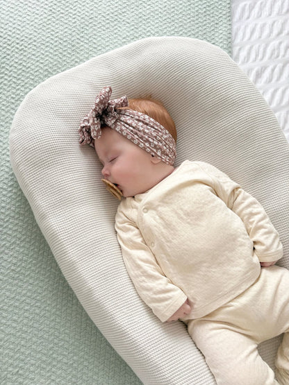 Chocolate Daisy Pattern Larger Bow Cable Knit Headband