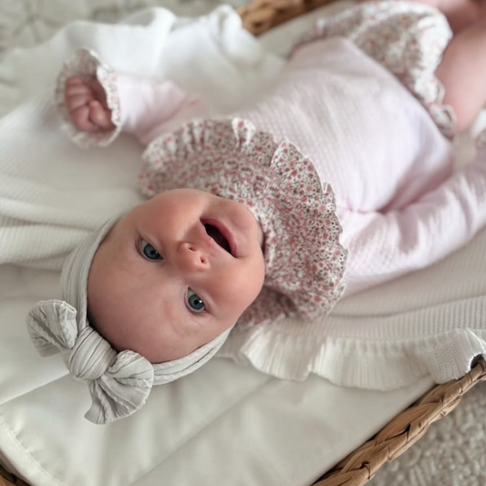 Light Grey Smaller Bow Cable Knit Headband