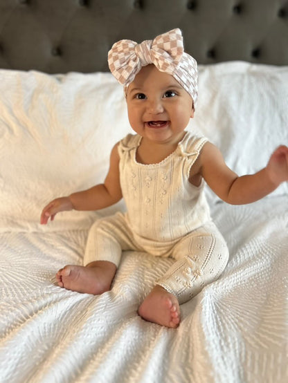 Neutral Checkered Pattern Larger Bow Cable Knit Headband