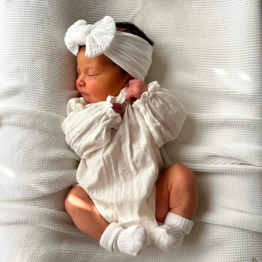 White Cable Knit Smaller Bow Headband