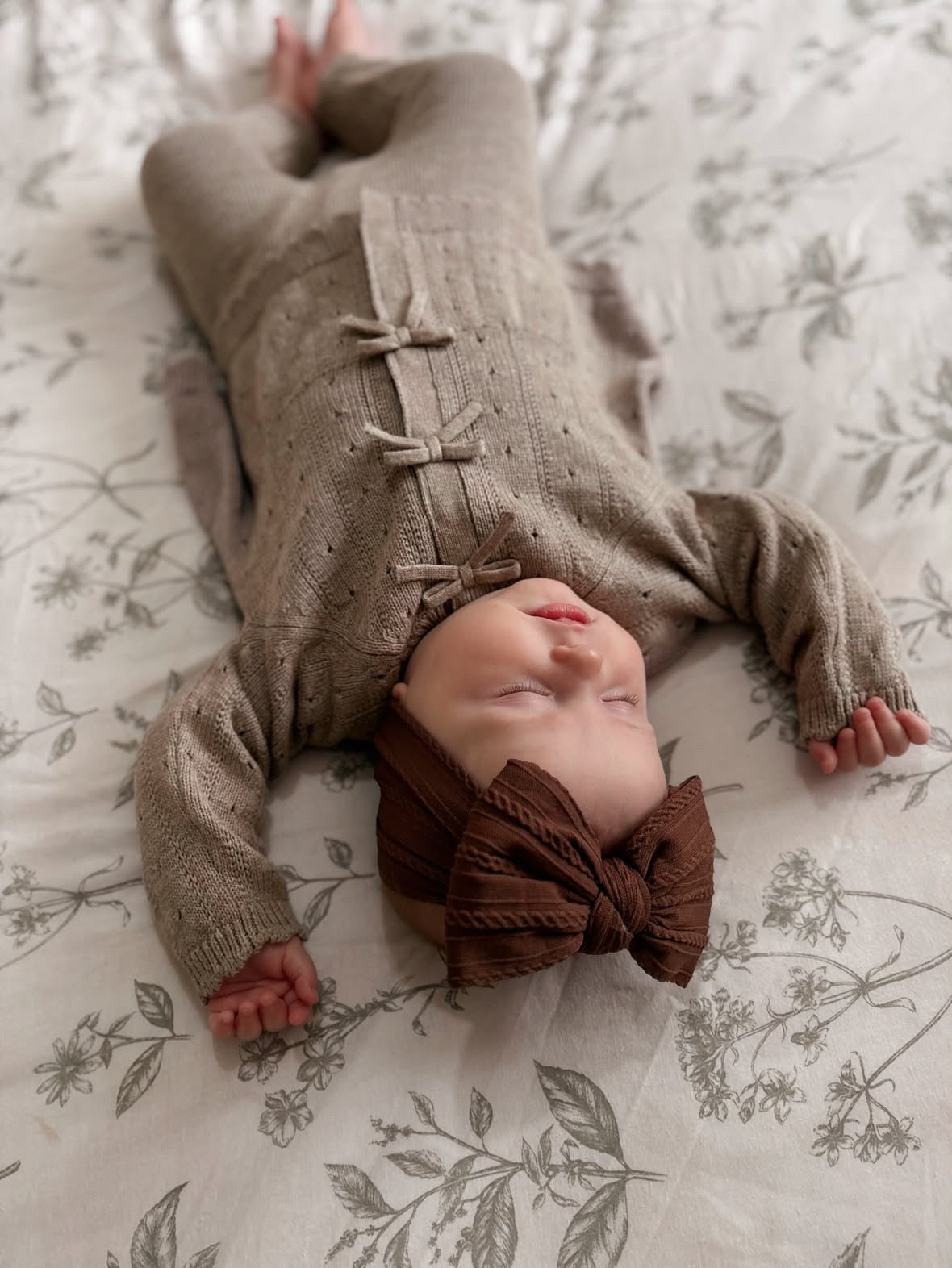 Walnut Larger Bow Cable Knit Headband
