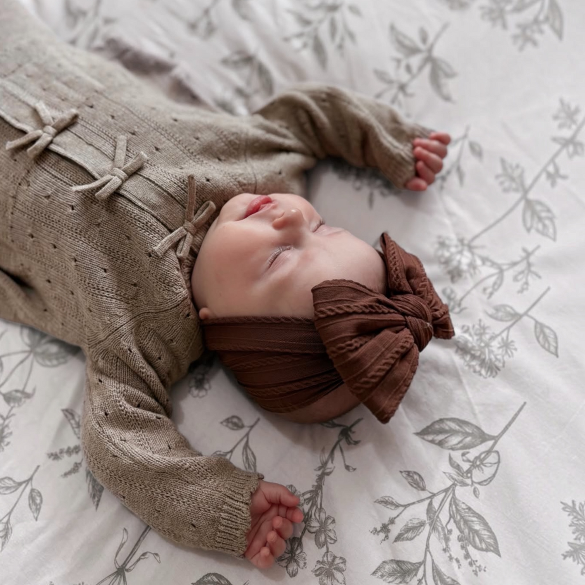 Walnut Larger Bow Cable Knit Headband