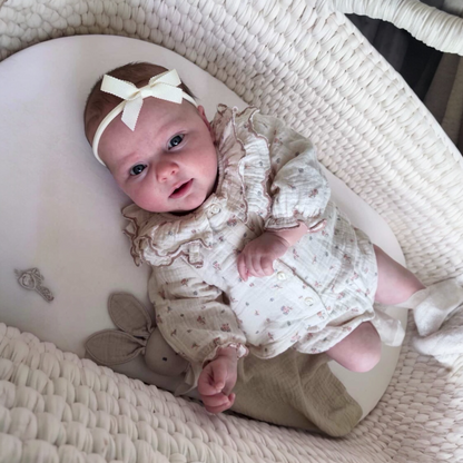 Cream 2.5 inch Dainty Bow Headband For Baby Girls - Image 3