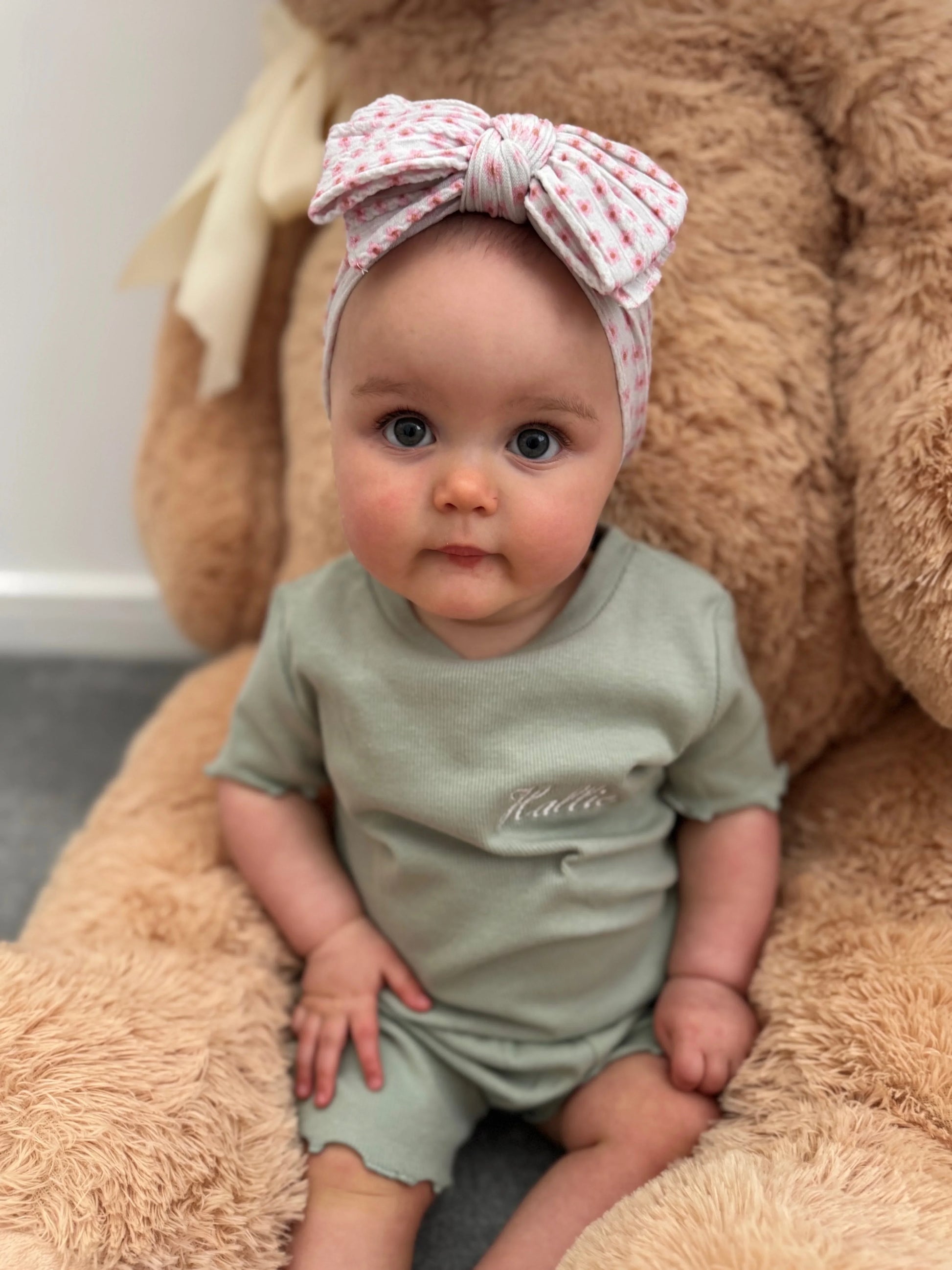 Ditsy Flower Larger Bow Headband For Newborns to 3 Years Old - Image 5