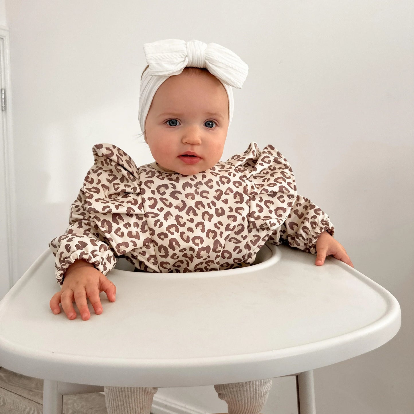 Leopard Print Baby Bib with Sleeves For 6-36 Months Old - Image 1