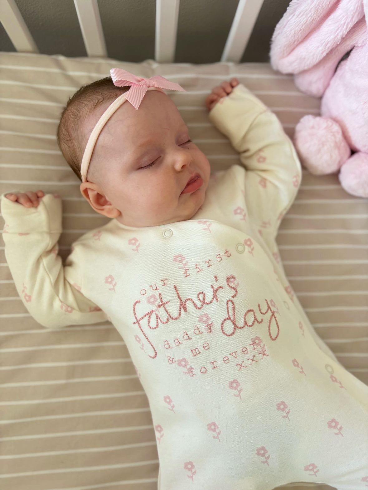 Light Pink 2.5 inch Bow Headband For Newborns to Toddlers - Image 3
