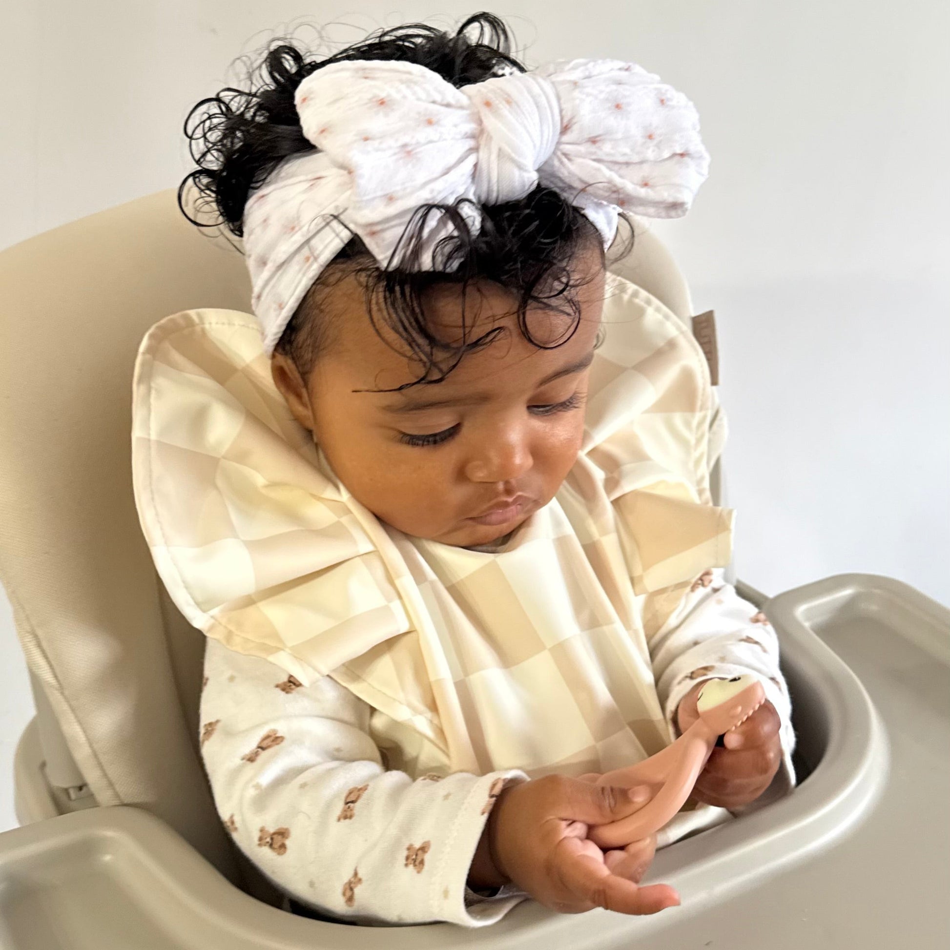 Neutral Checkered Waterproof Bib For Girls From 6-18 Months - Image 3