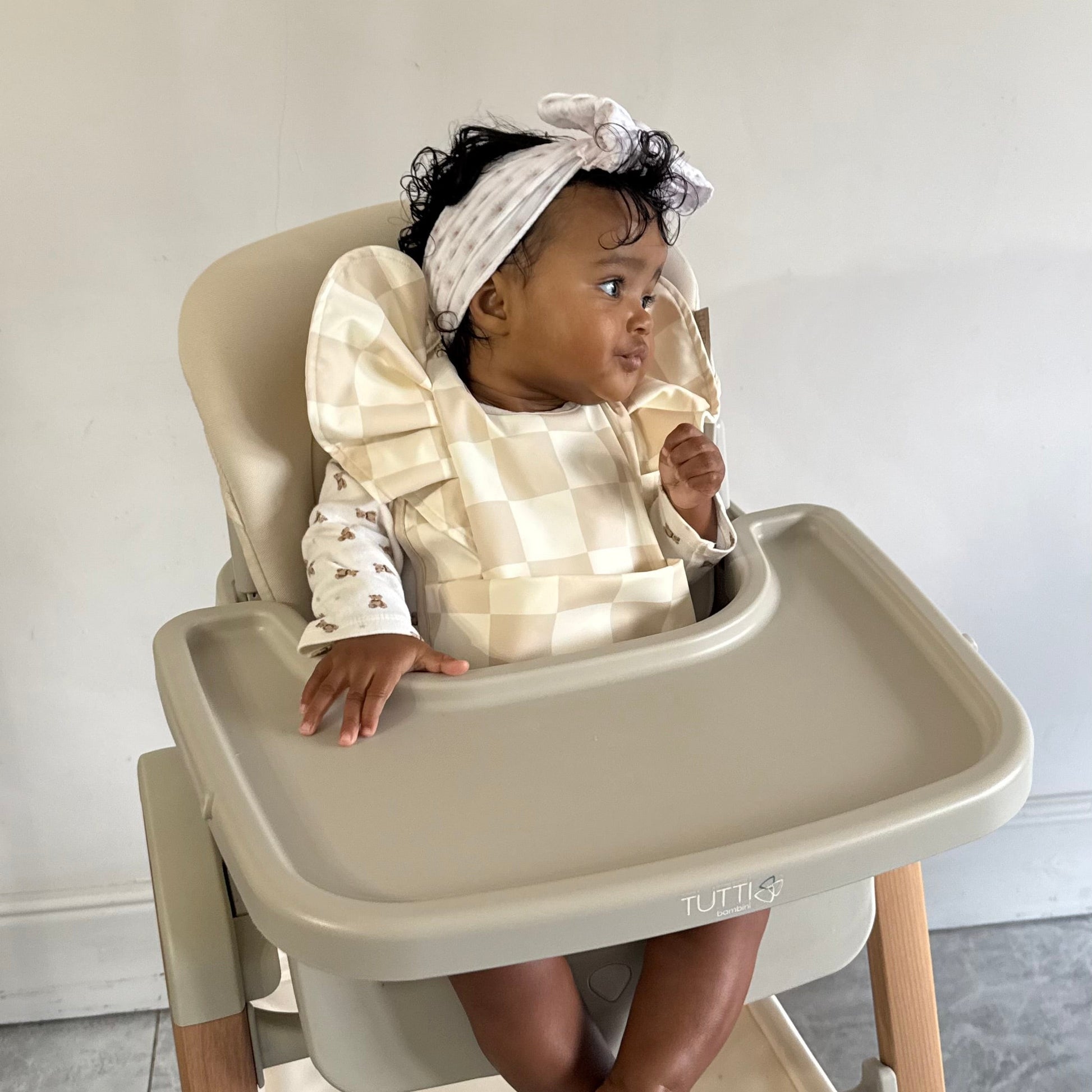 Neutral Checkered Waterproof Bib For Girls From 6-18 Months - Image 4