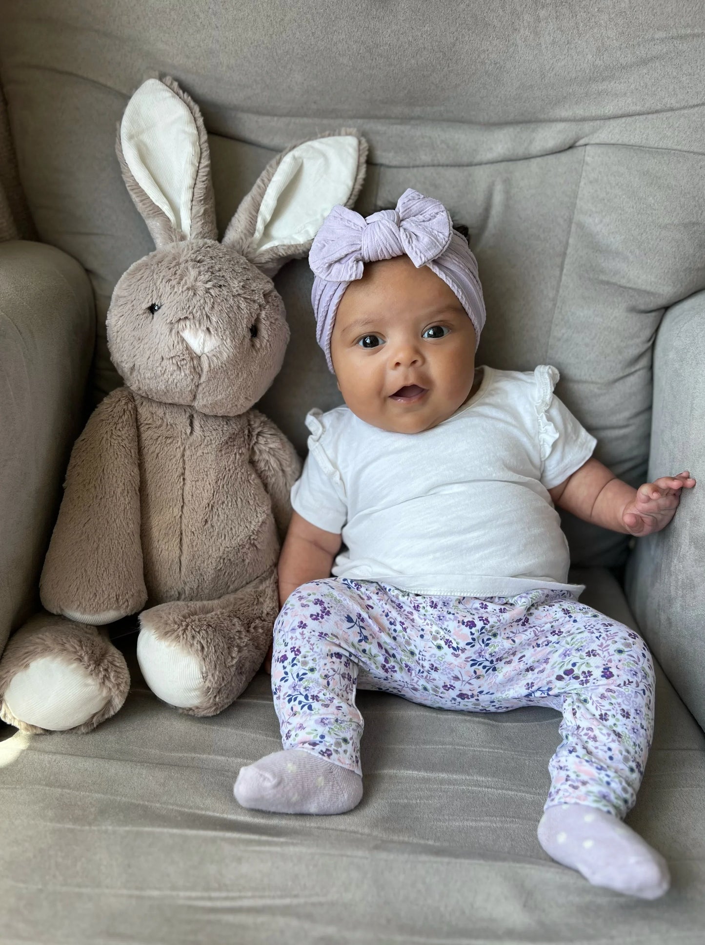 Pale Lilac Smaller Bow Headband Perfect For Babies to Age 3 - Image 1