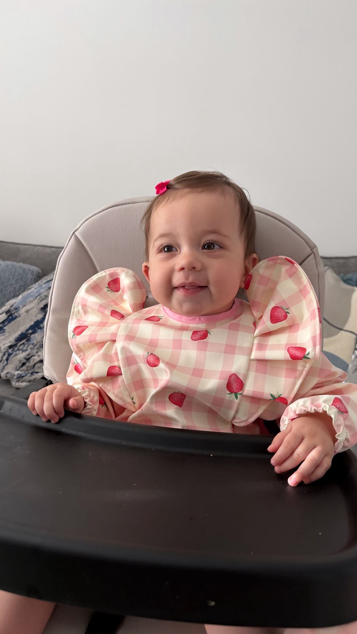 Croissant Waterproof Bib with Sleeves For 6-36 Months Old - Image 4