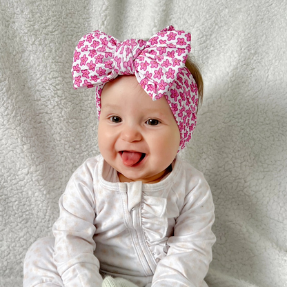Pink and White Daisy Pattern Larger Bow Cable Knit Headband