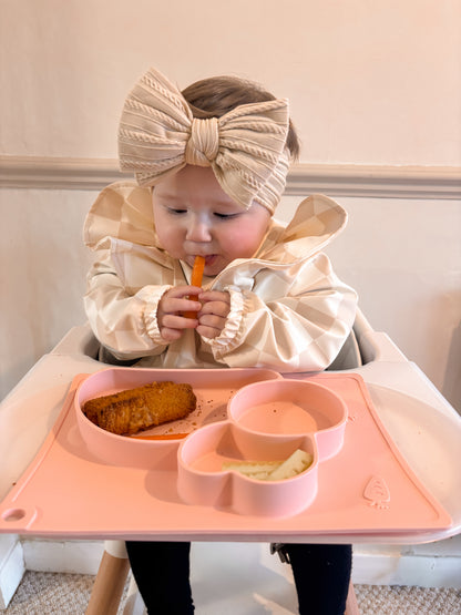 Neutral Checkered Pattern Frill Detailed Waterproof Bib with Sleeves