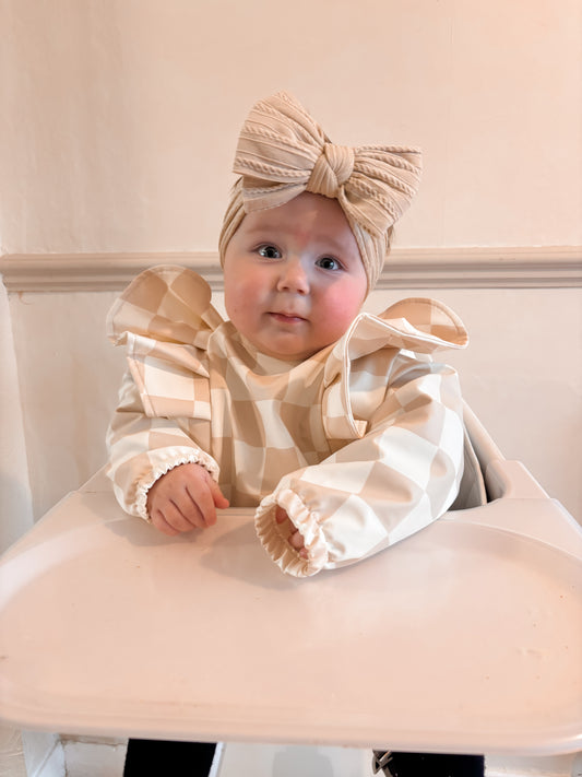 Neutral Checkered Pattern Frill Detailed Waterproof Bib with Sleeves